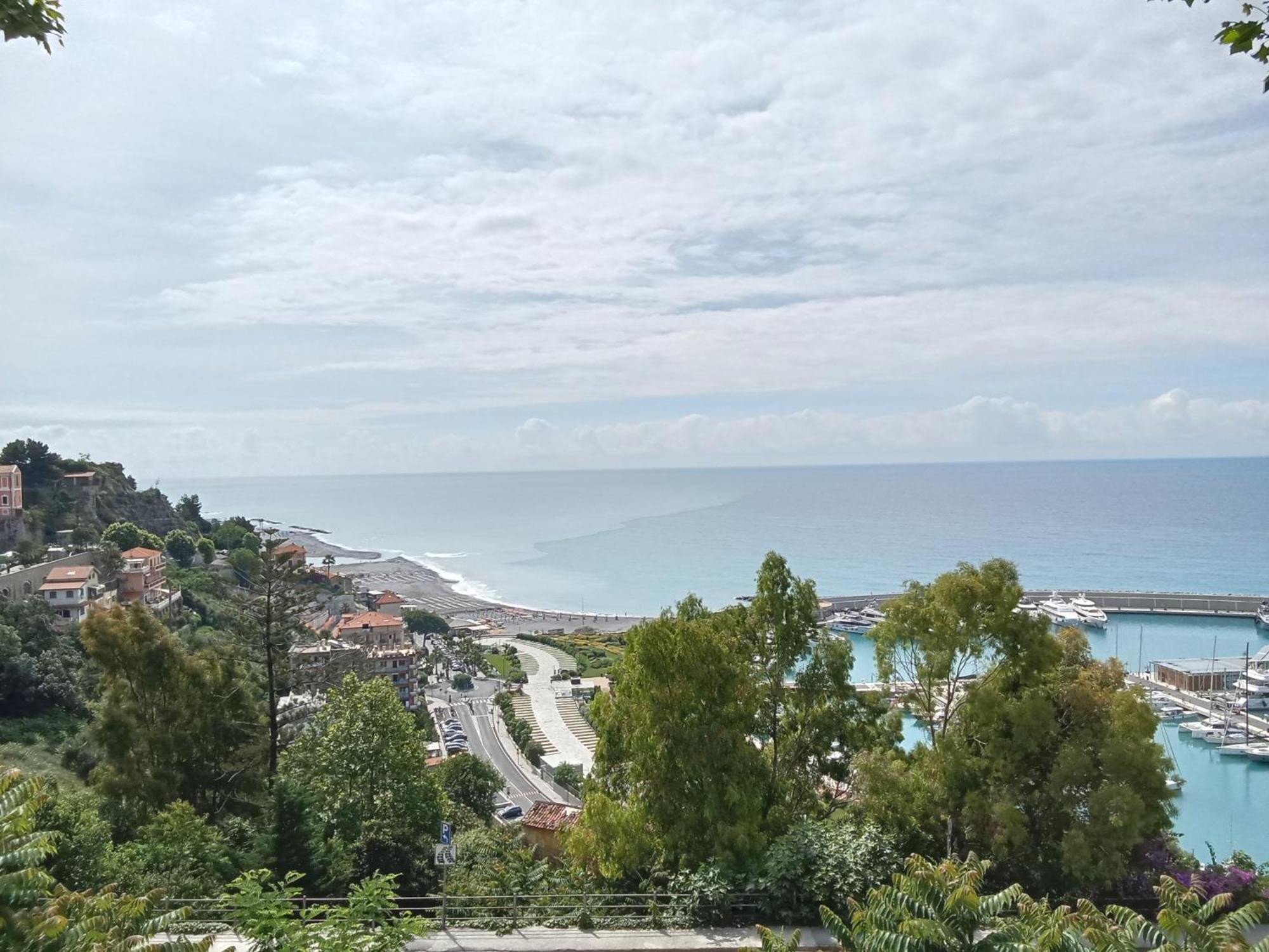 Ferienwohnung Casa Eden Ventimiglia Exterior foto